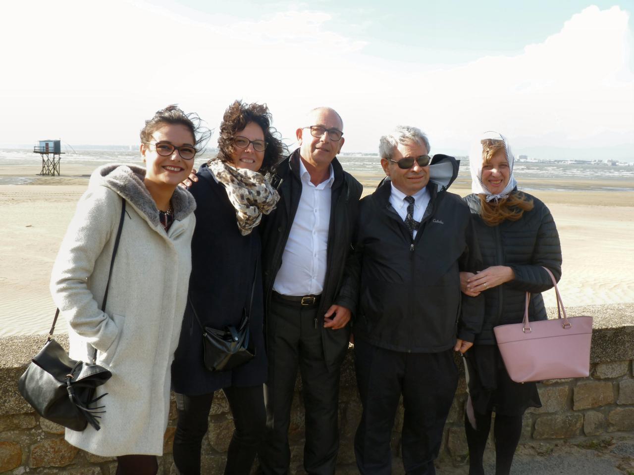 144_P1200348_R - Clémence, Marie-Antoinette et René BRIDEAU - Dan et Anne Marie CARNEY