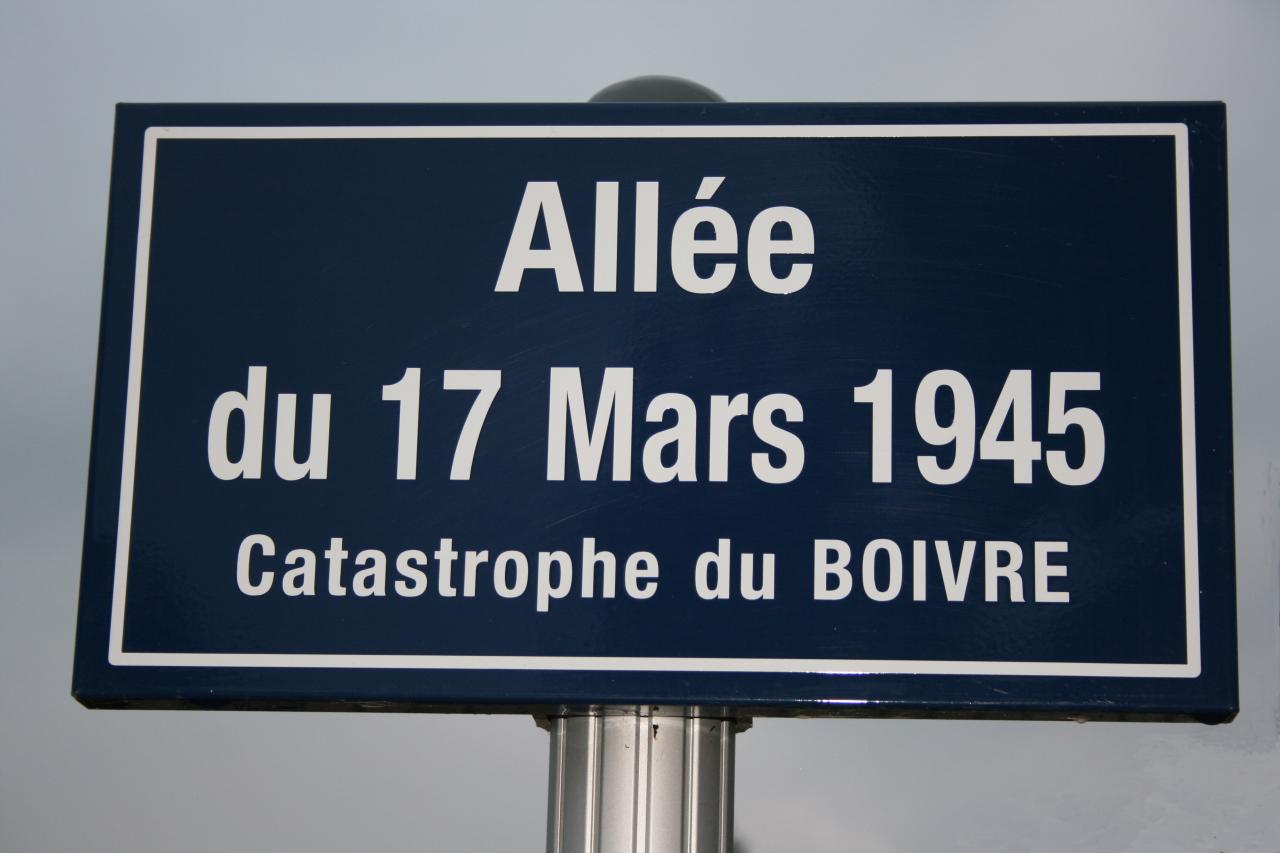 Allée du 17 mars 1945 - Catastrophe du Boivre